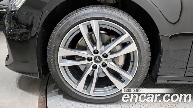 Audi A6 45 TFSI Premium