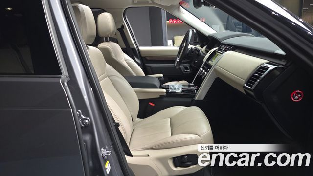 Land Rover Discovery 3.0 SD6 HSE