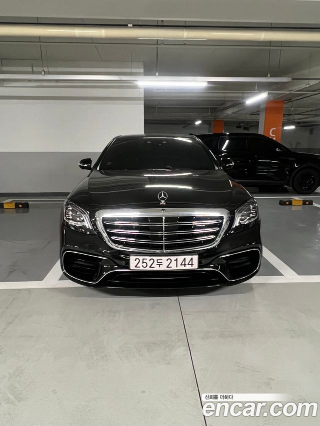Mercedes-Benz S-Class S63 AMG 4MATIC+