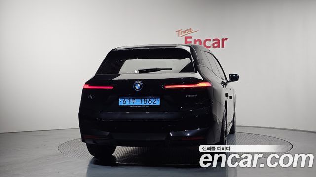 BMW iX xDrive50 Sports Plus