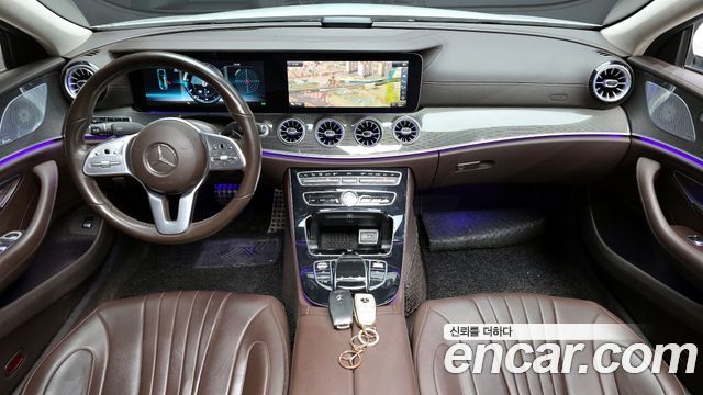Mercedes-Benz CLS-Class CLS300d AMG Line