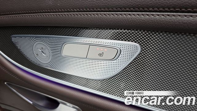 Mercedes-Benz CLS-Class CLS300d AMG Line