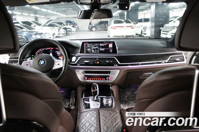 BMW 7-Series 740Li xDrive M Sport Package