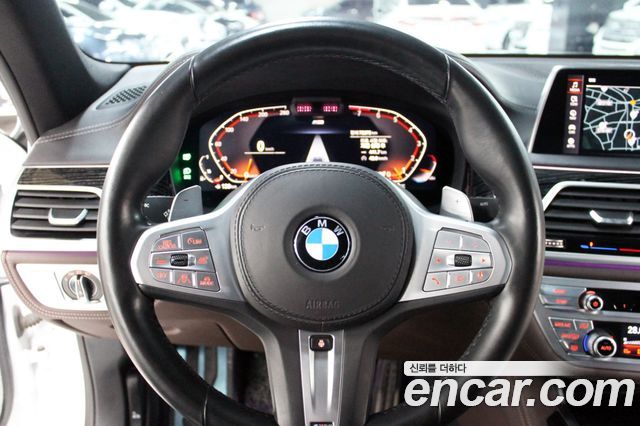 BMW 7-Series 740Li xDrive M Sport Package