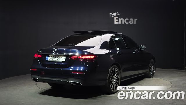 Mercedes-Benz E-Class E350 4MATIC AMG Line