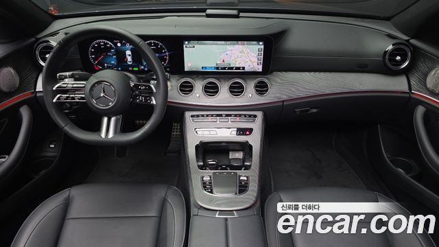 Mercedes-Benz E-Class E350 4MATIC AMG Line