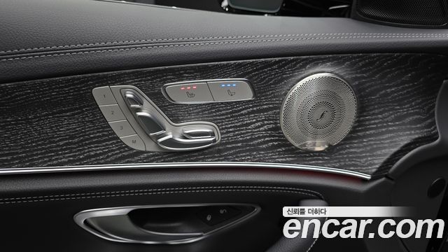 Mercedes-Benz E-Class E350 4MATIC AMG Line