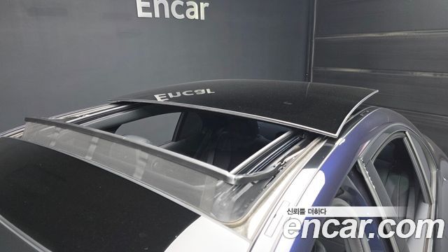 Mercedes-Benz E-Class E350 4MATIC AMG Line