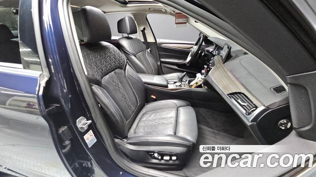 BMW 5-Series 530i Luxury Plus