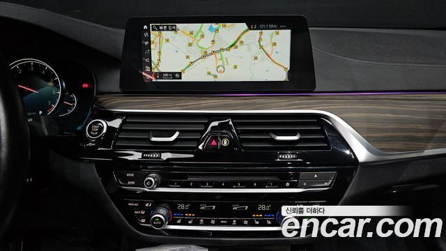 BMW 5-Series 530i Luxury Plus