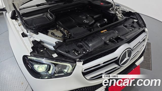 Mercedes-Benz GLE-Class GLE300d 4MATIC