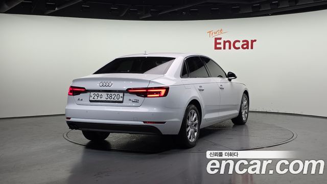 Audi A4 35 TDI Quattro
