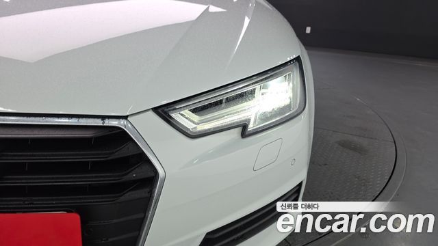 Audi A4 35 TDI Quattro