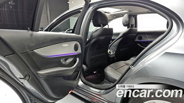 Mercedes-Benz E-Class E200 Avantgarde