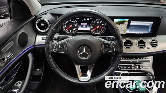Mercedes-Benz E-Class E200 Avantgarde