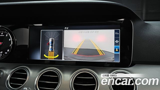 Mercedes-Benz E-Class E200 Avantgarde