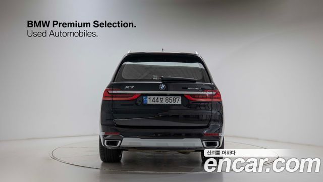 BMW X7 xDrive 40i Design Pure Excellence 7-Seater