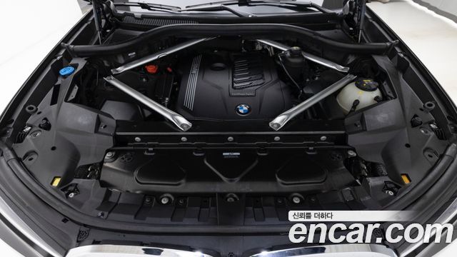 BMW X7 xDrive 40i Design Pure Excellence 7-Seater