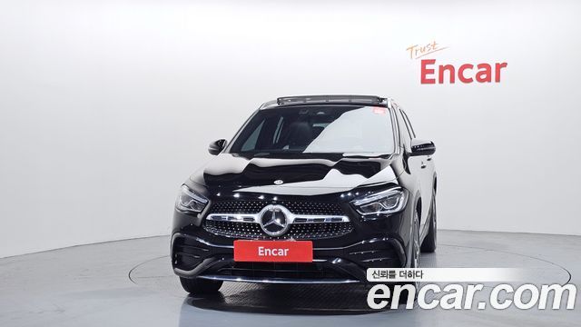 Mercedes-Benz GLA-Class GLA250 4MATIC