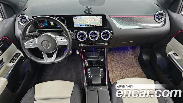 Mercedes-Benz GLA-Class GLA250 4MATIC
