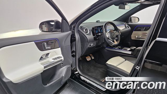 Mercedes-Benz GLA-Class GLA250 4MATIC