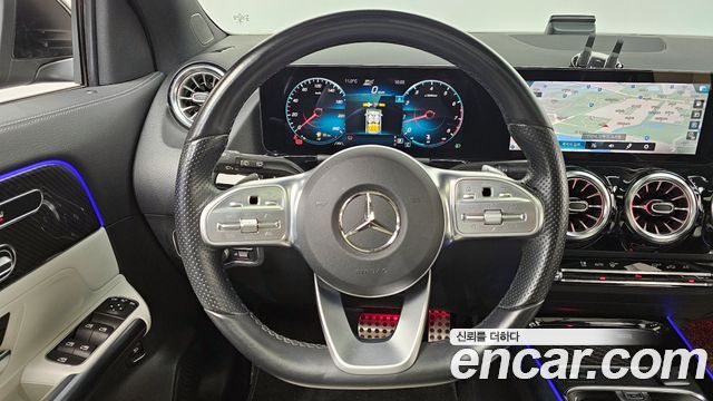 Mercedes-Benz GLA-Class GLA250 4MATIC
