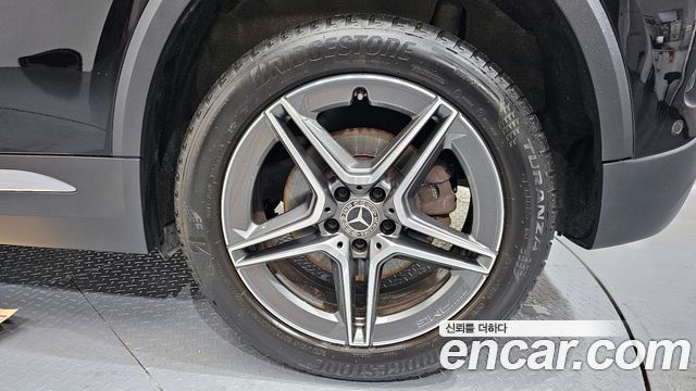 Mercedes-Benz GLA-Class GLA250 4MATIC
