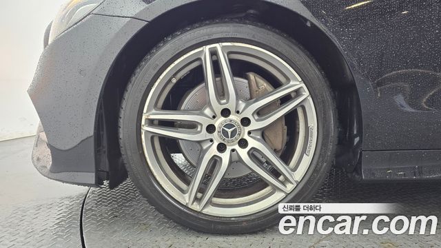 Mercedes-Benz E-Class E220d Cabriolet