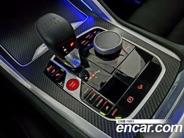 BMW XM (G09) 4.4