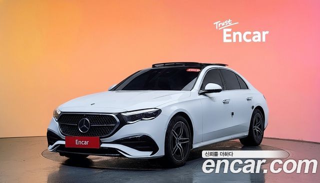 Mercedes-Benz E-Class E300 4MATIC AMG Line