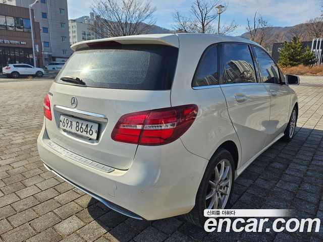 Mercedes-Benz B-Class B200 d