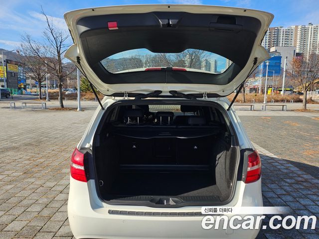 Mercedes-Benz B-Class B200 d