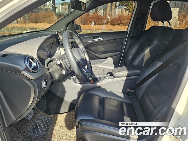 Mercedes-Benz B-Class B200 d
