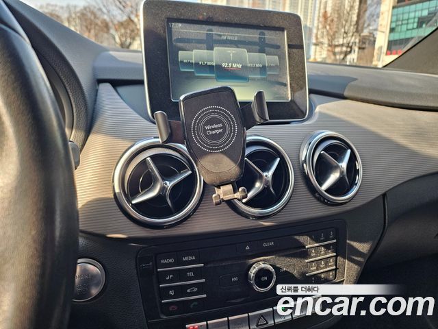 Mercedes-Benz B-Class B200 d