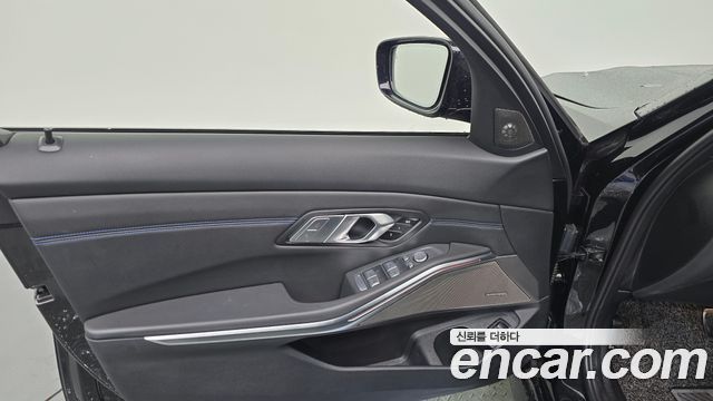BMW 3-Series 320i M Sport