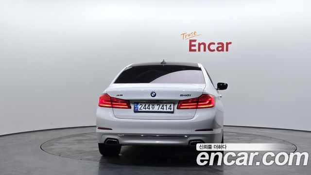 BMW 5-Series 540i xDrive Luxury Plus