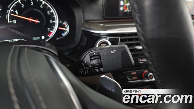 BMW 5-Series 540i xDrive Luxury Plus