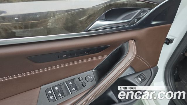 BMW 5-Series 540i xDrive Luxury Plus