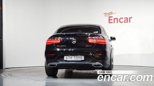 Mercedes-Benz GLC-Class GLC220 d 4MATIC Coupe