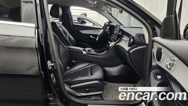 Mercedes-Benz GLC-Class GLC220 d 4MATIC Coupe