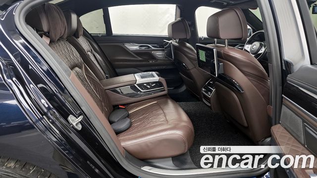 BMW 7-Series 730Ld xDrive M Sport