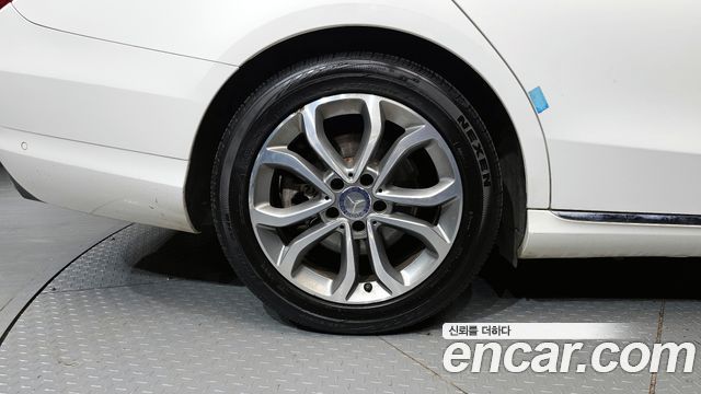 Mercedes-Benz C-Class C220 d Avantgarde