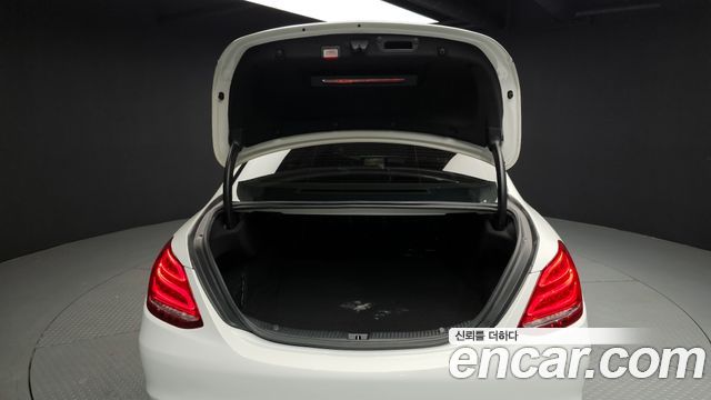 Mercedes-Benz C-Class C220 d Avantgarde