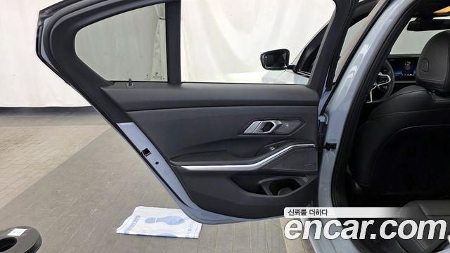 BMW 3-Series 320i M Sport