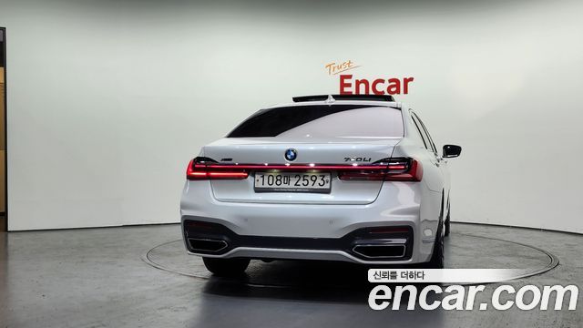 BMW 7-Series 740Li xDrive M Sport Package