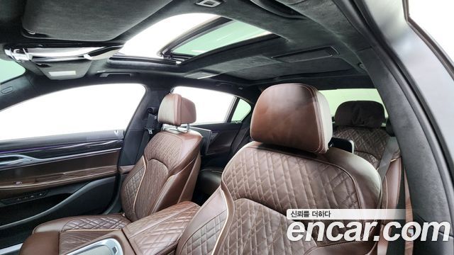 BMW 7-Series 740Li xDrive M Sport Package