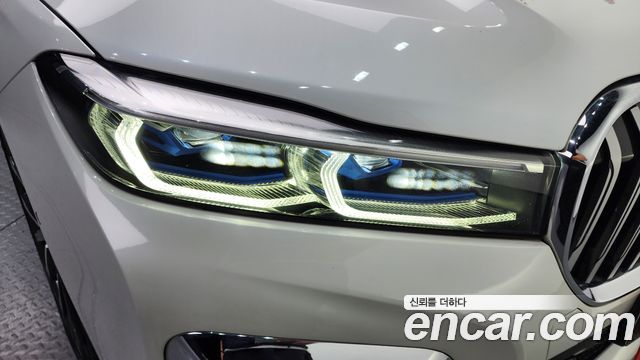 BMW 7-Series 740Li xDrive M Sport Package