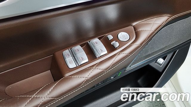 BMW 7-Series 740Li xDrive M Sport Package
