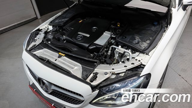 Mercedes-Benz C-Class C200 Cabriolet