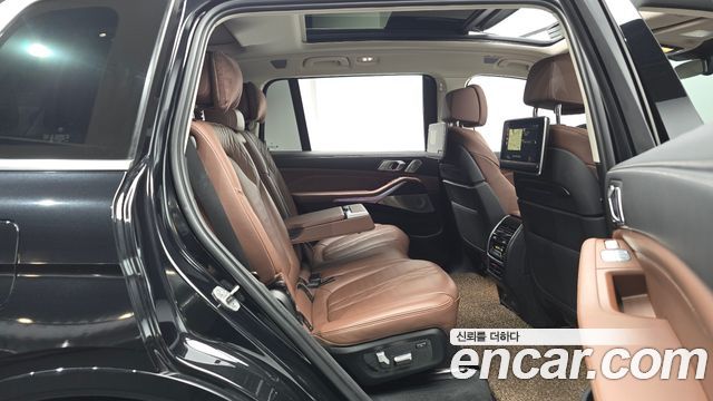 BMW X7 xDrive 40i Design Pure Excellence 7-Seater